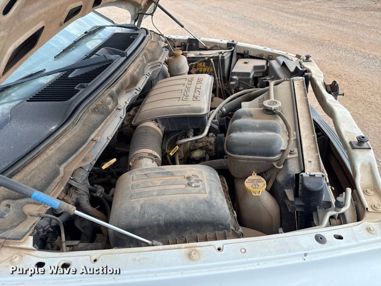 image for item EU5019 2002 Dodge Ram 1500 Quad Cab flatbed pickup truck