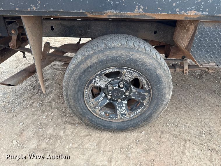 image for item EU5019 2002 Dodge Ram 1500 Quad Cab flatbed pickup truck