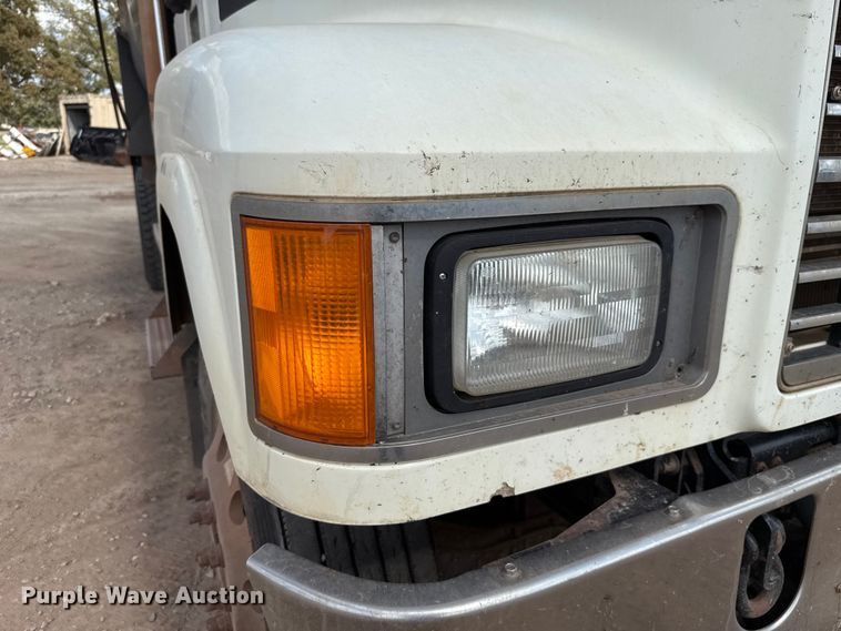 image for item EU5020 2010 Mack CHU613 dump truck