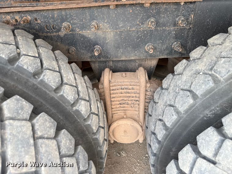 image for item EU5020 2010 Mack CHU613 dump truck