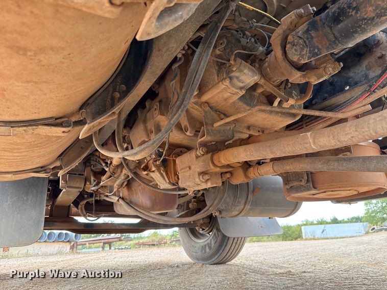 image for item EU5020 2010 Mack CHU613 dump truck