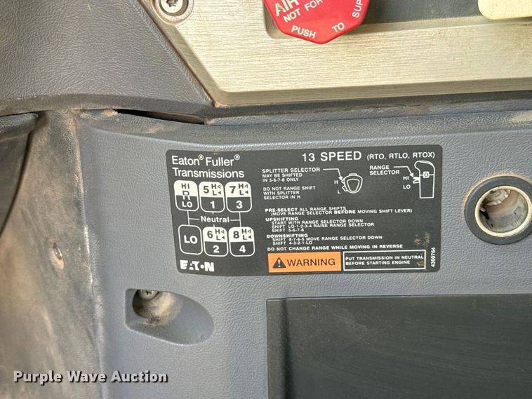 image for item EU5020 2010 Mack CHU613 dump truck