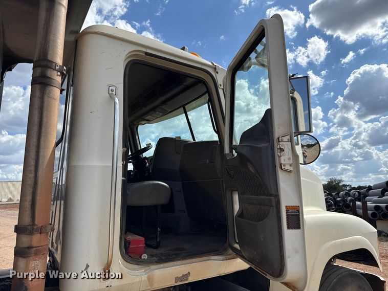 image for item EU5020 2010 Mack CHU613 dump truck