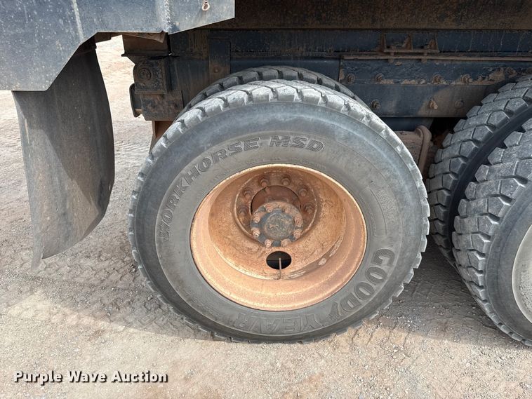 image for item EU5020 2010 Mack CHU613 dump truck