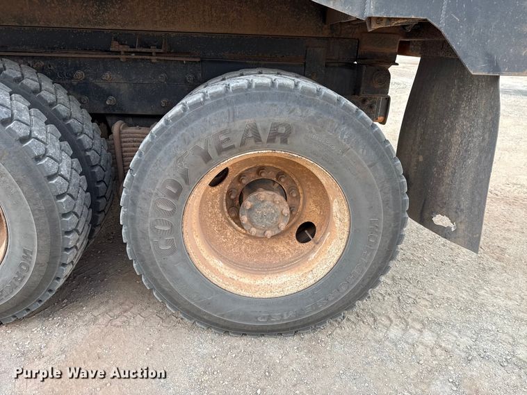 image for item EU5020 2010 Mack CHU613 dump truck