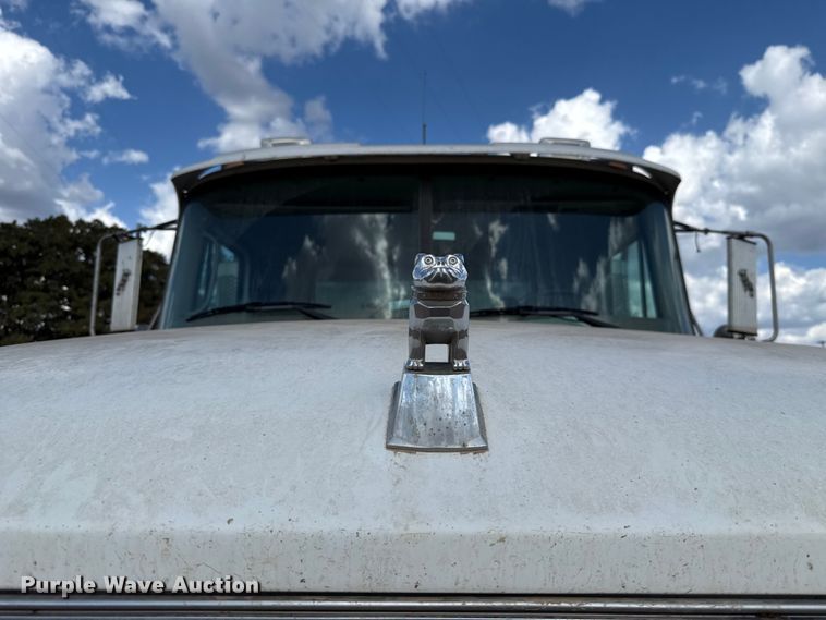 image for item EU5021 2003 Mack CH613 dump truck