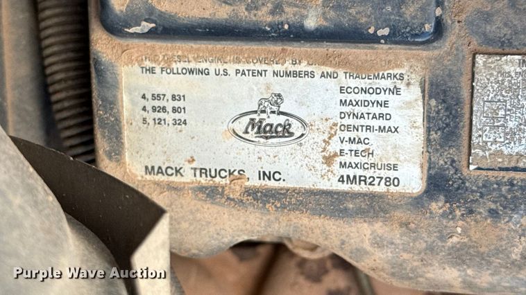 image for item EU5021 2003 Mack CH613 dump truck