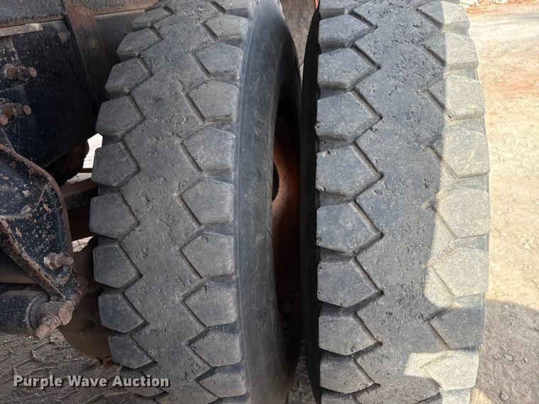 image for item EU5021 2003 Mack CH613 dump truck