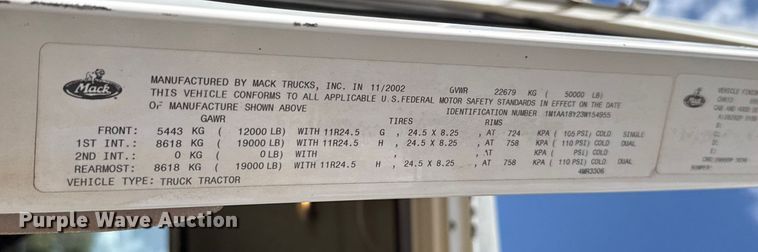 image for item EU5021 2003 Mack CH613 dump truck