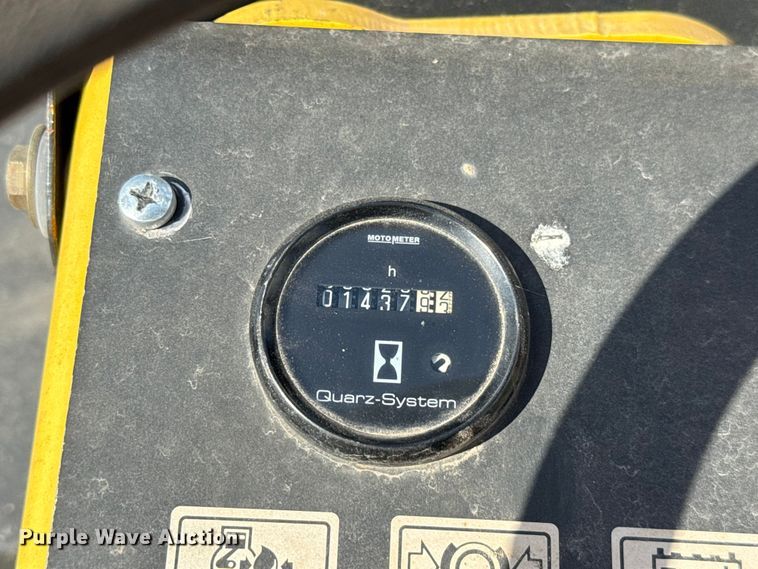 image for item EU5023 2005 Bomag BW900-2 double drum roller