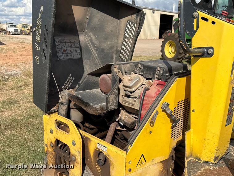 image for item EU5023 2005 Bomag BW900-2 double drum roller