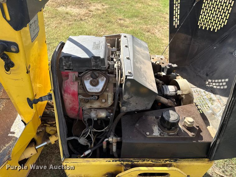 image for item EU5023 2005 Bomag BW900-2 double drum roller