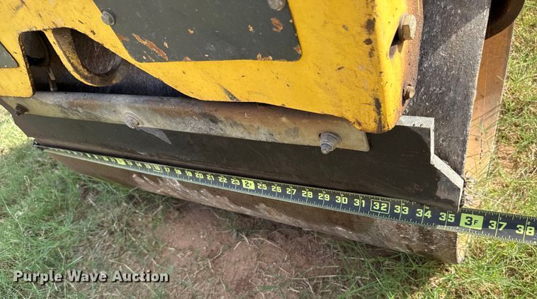image for item EU5023 2005 Bomag BW900-2 double drum roller