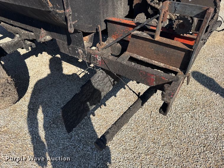 image for item EU6036 Oil distributor trailer