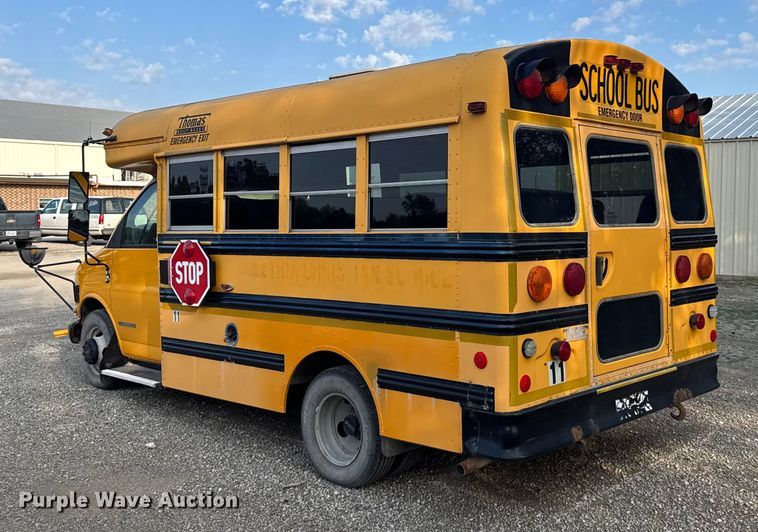 image for item EU6098 2001 Thomas Built 040MS school bus