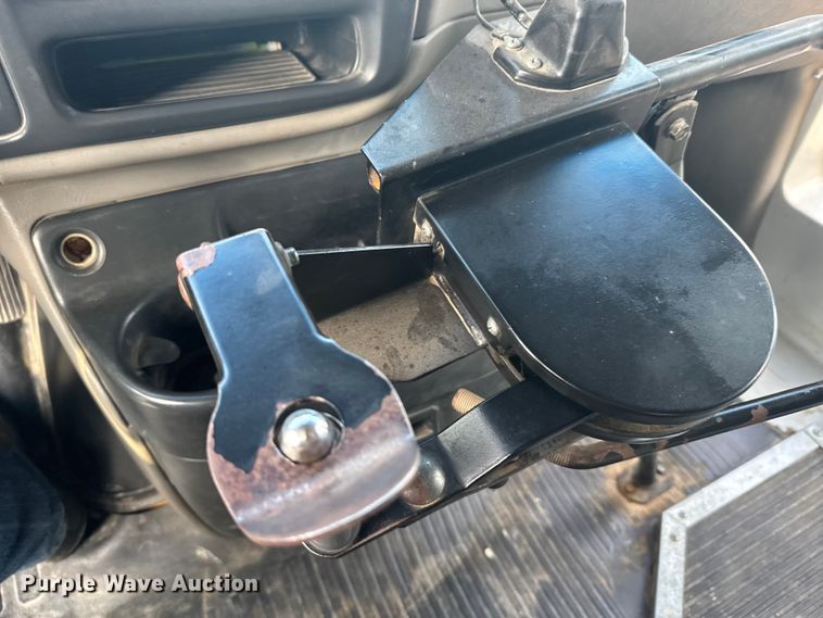 image for item EU6098 2001 Thomas Built 040MS school bus