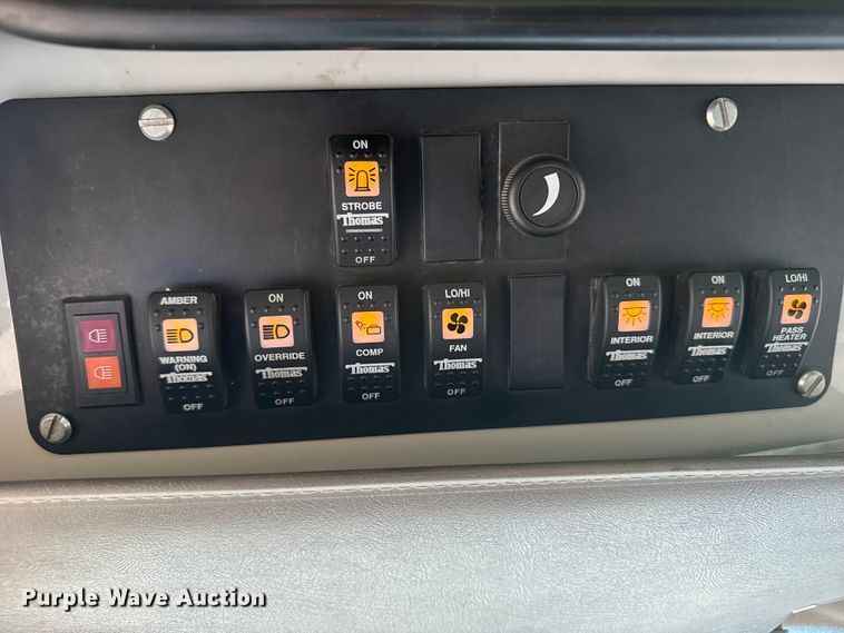 image for item EU6098 2001 Thomas Built 040MS school bus