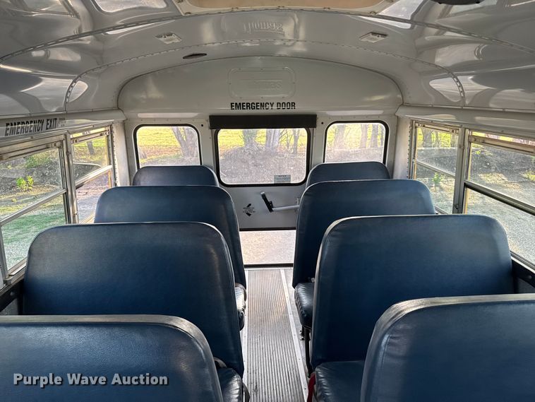 image for item EU6098 2001 Thomas Built 040MS school bus