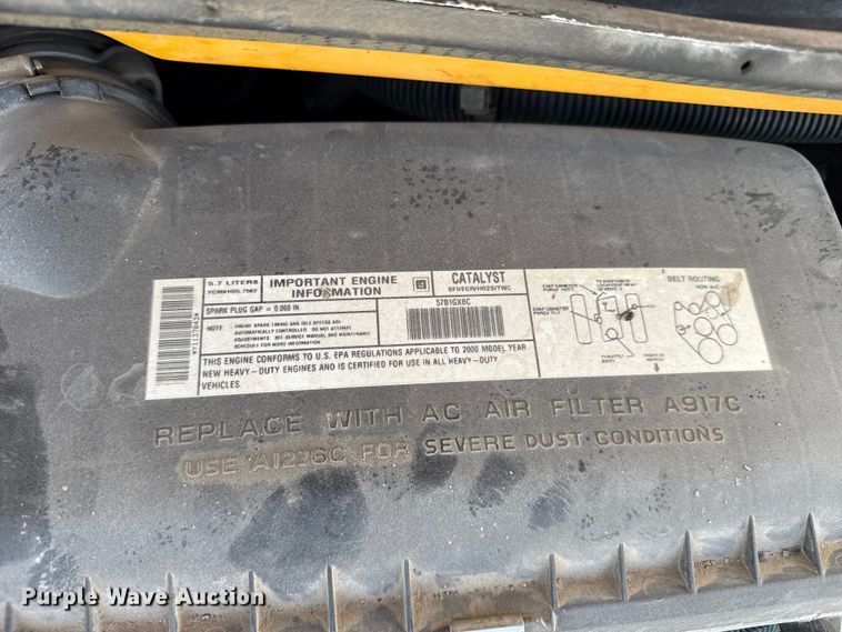 image for item EU6098 2001 Thomas Built 040MS school bus