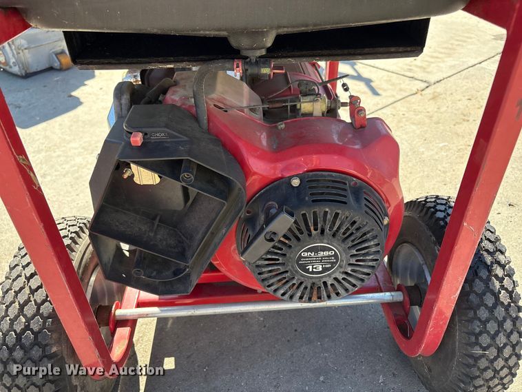 image for item EU8510 Generac 6500XL generator