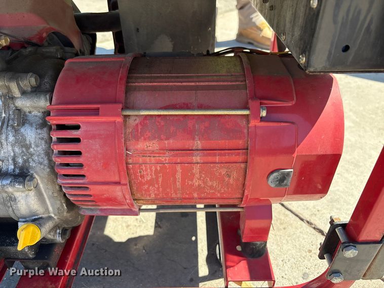 image for item EU8510 Generac 6500XL generator