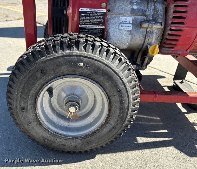 image for item EU8510 Generac 6500XL generator