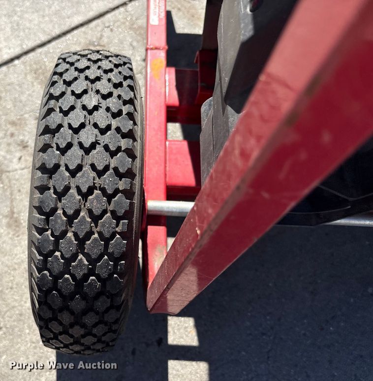 image for item EU8510 Generac 6500XL generator