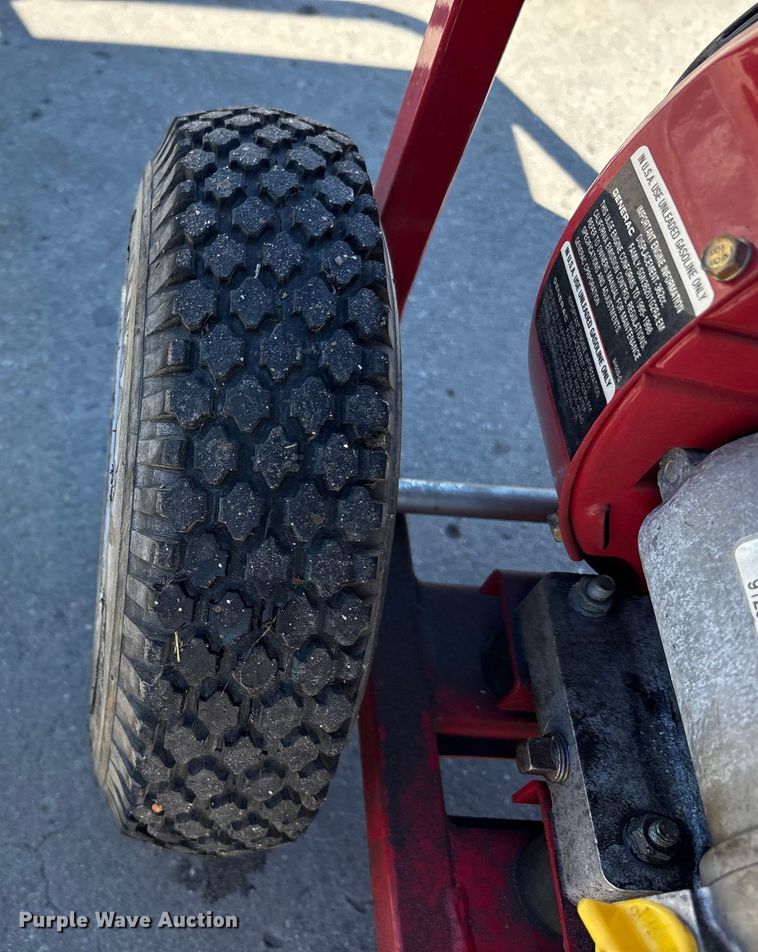 image for item EU8511 Generac 6500XL generator