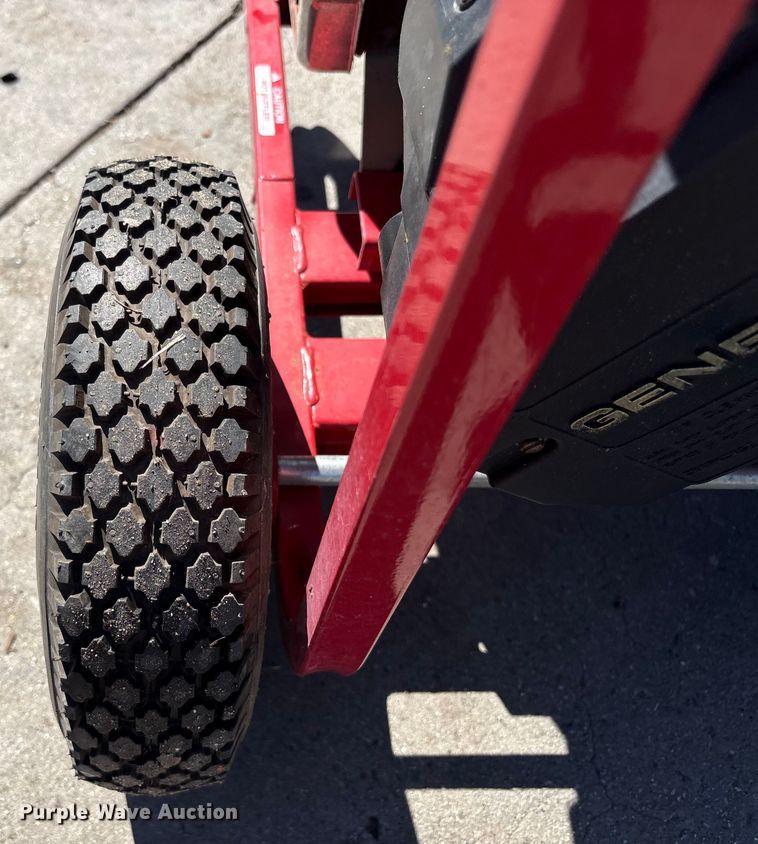 image for item EU8511 Generac 6500XL generator