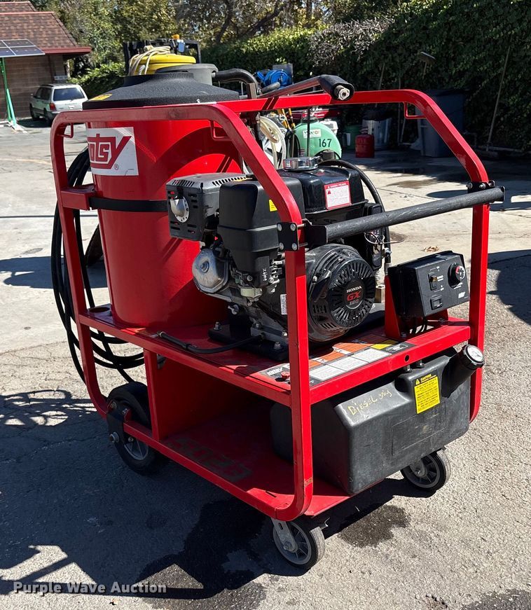 image for item EU8517 2011 Hotsy HM4035L.3 hot pressure washer