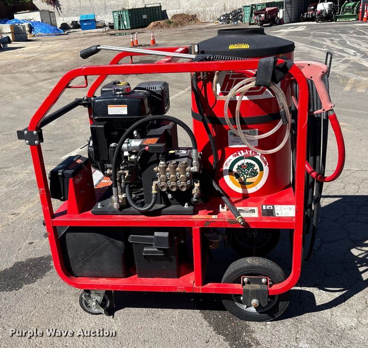 image for item EU8517 2011 Hotsy HM4035L.3 hot pressure washer