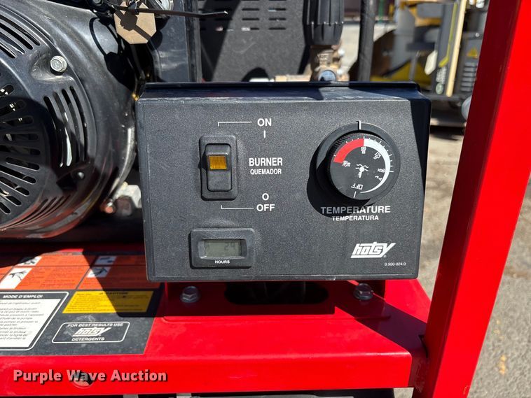 image for item EU8517 2011 Hotsy HM4035L.3 hot pressure washer