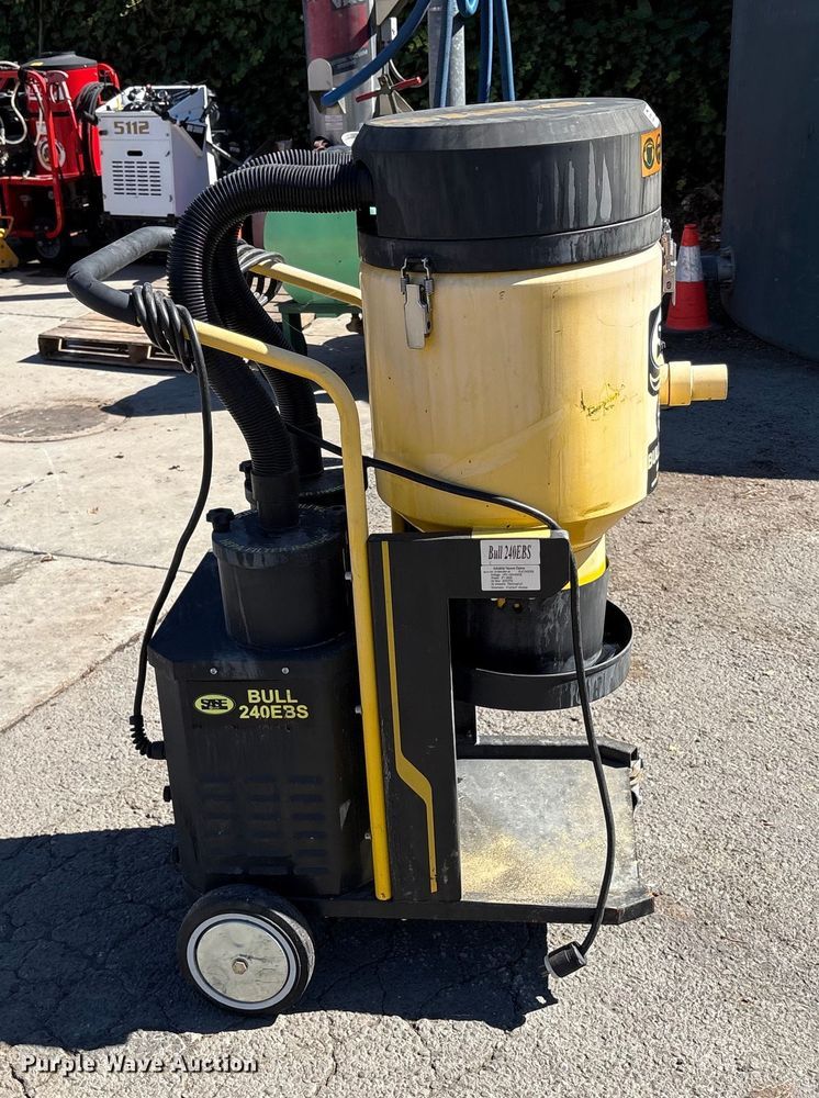 image for item EU8519 Sase Bull 240EBS vacuum