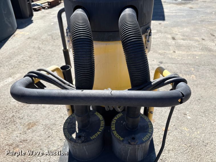 image for item EU8519 Sase Bull 240EBS vacuum