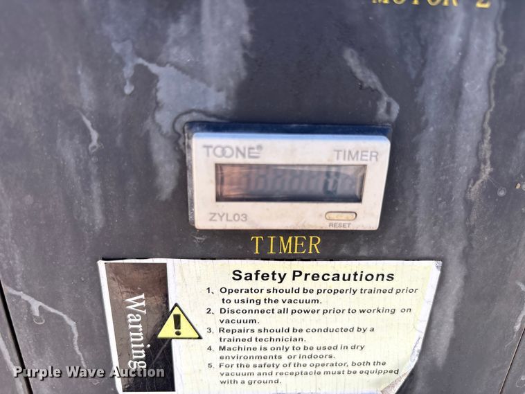 image for item EU8519 Sase Bull 240EBS vacuum