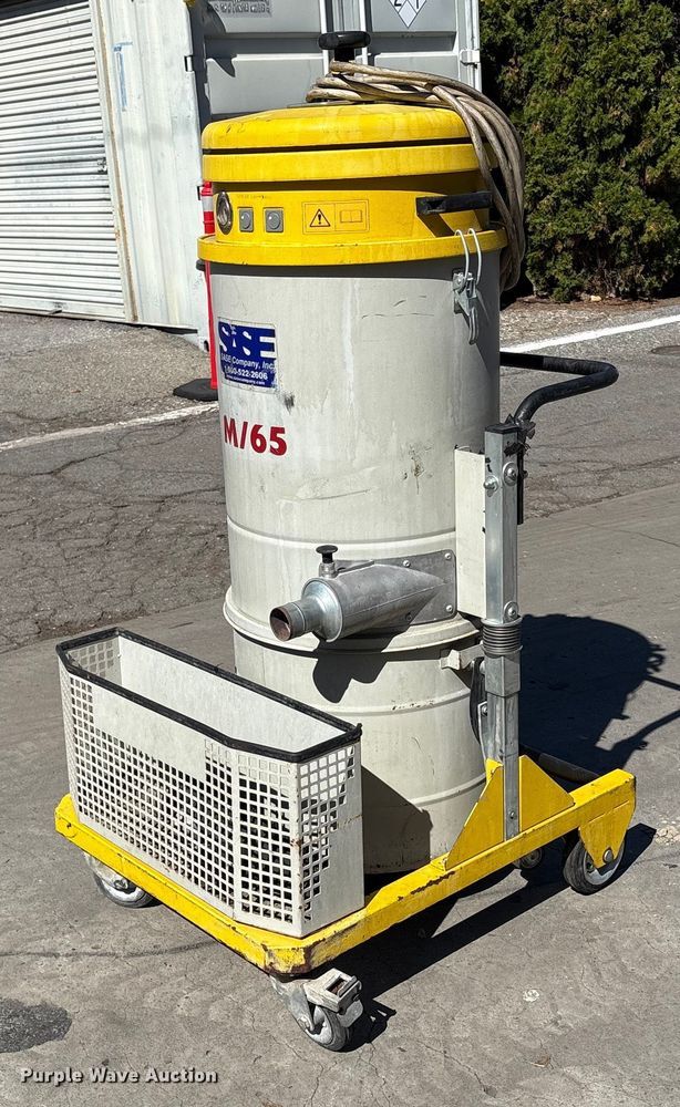 image for item EU8520 Sase M/65 vacuum