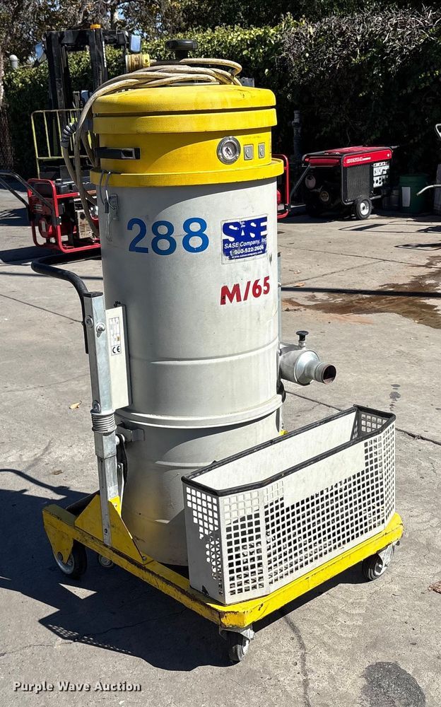 image for item EU8520 Sase M/65 vacuum