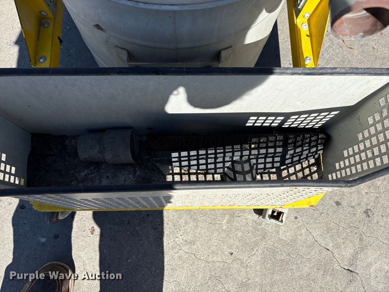 image for item EU8520 Sase M/65 vacuum