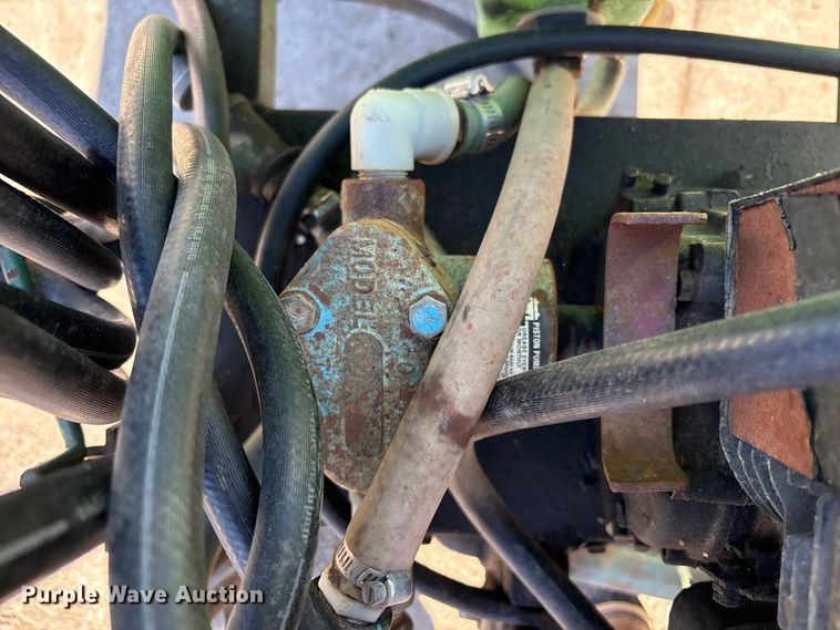 image for item EU8521 W W Grinder portable sprayer