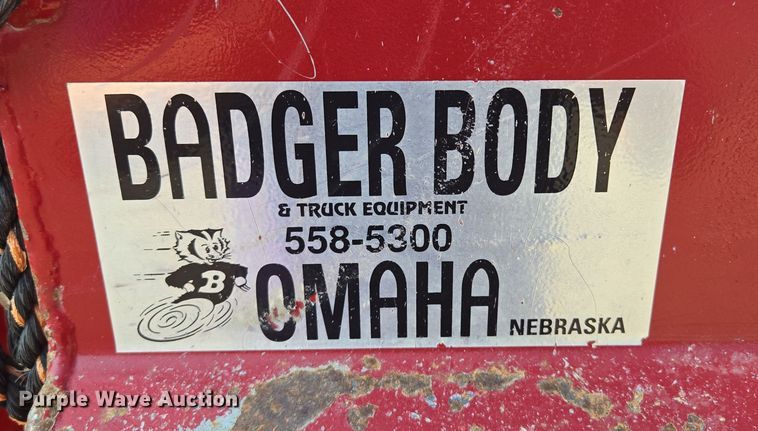 image for item EV1728 1996 International 2574 dump truck