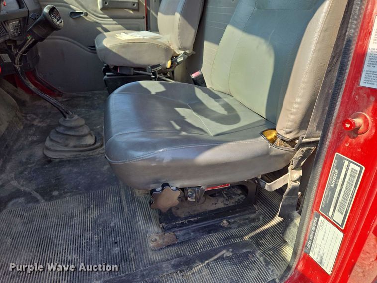 image for item EV1728 1996 International 2574 dump truck