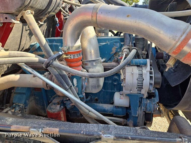 image for item EV1728 1996 International 2574 dump truck