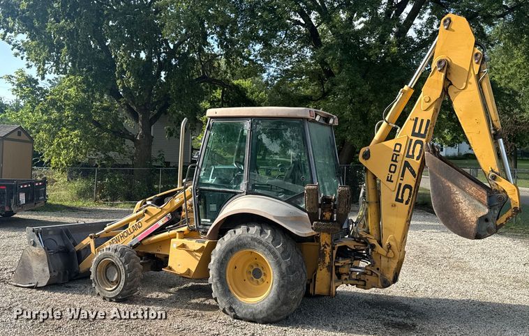 image for item EV1878 1998 New Holland 575E  backhoe