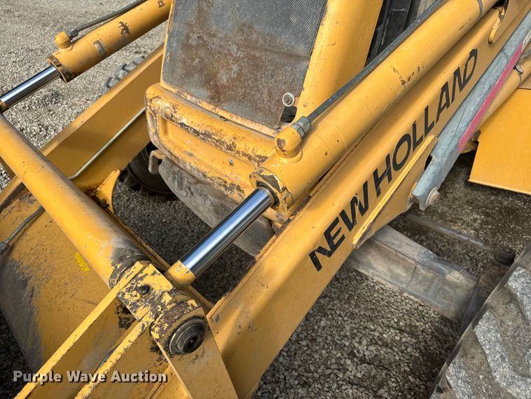 image for item EV1878 1998 New Holland 575E  backhoe