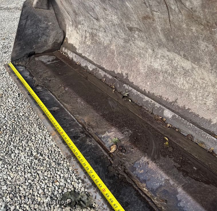 image for item EV1878 1998 New Holland 575E  backhoe