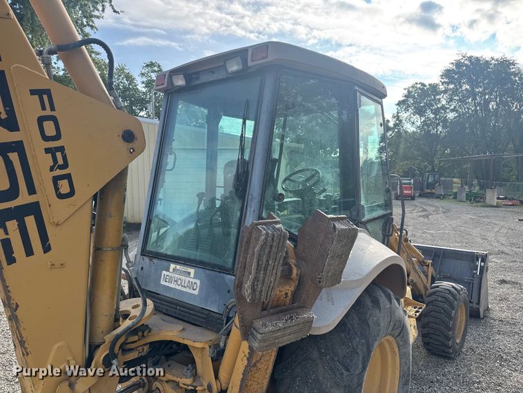 image for item EV1878 1998 New Holland 575E  backhoe
