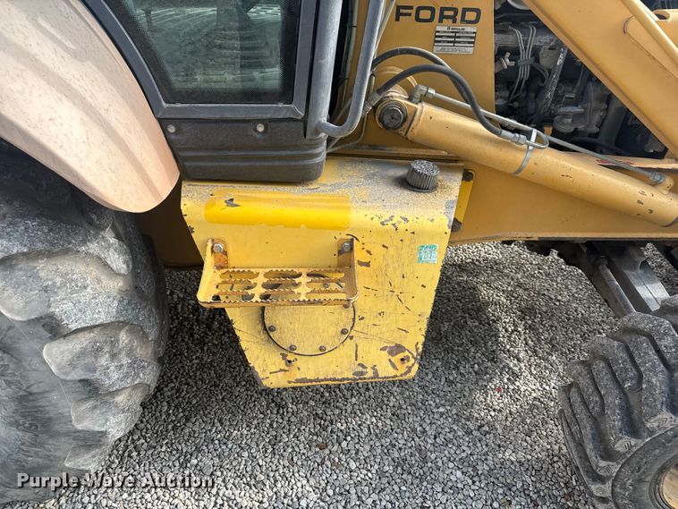 image for item EV1878 1998 New Holland 575E  backhoe