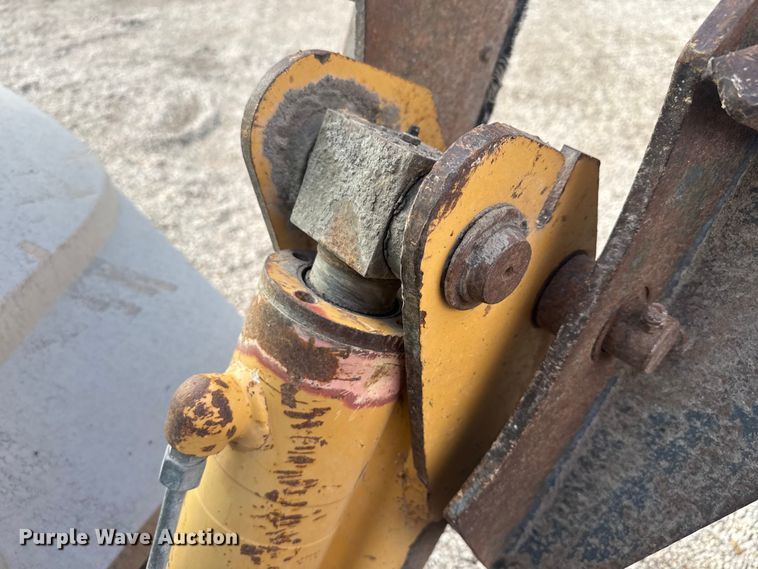 image for item EV1878 1998 New Holland 575E  backhoe