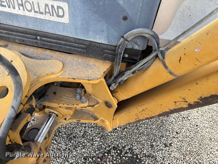 image for item EV1878 1998 New Holland 575E  backhoe