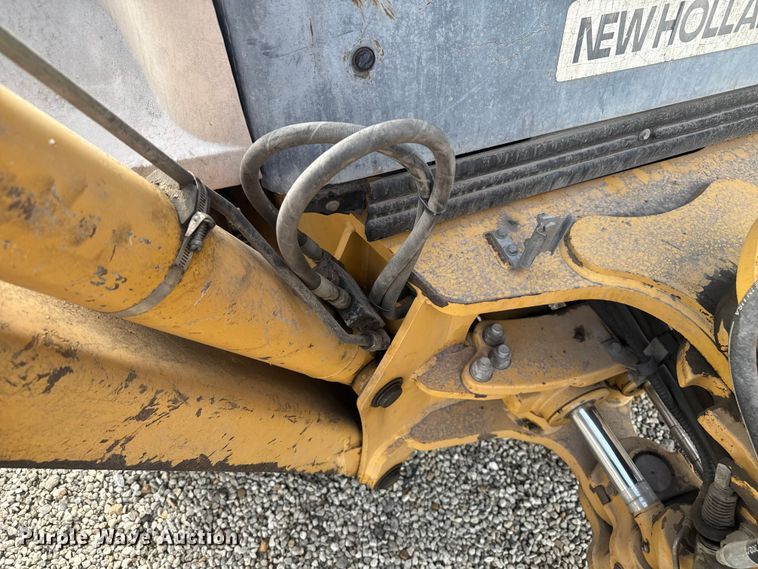 image for item EV1878 1998 New Holland 575E  backhoe